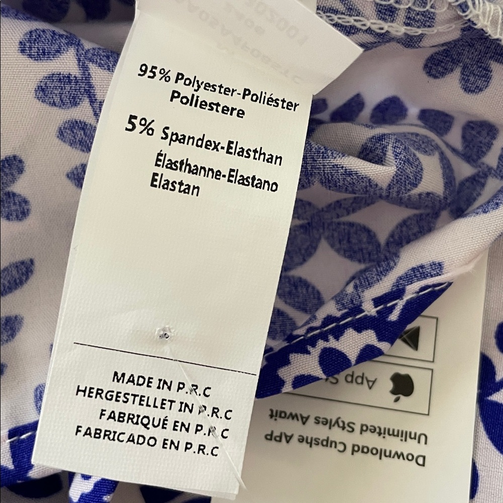♥️Cupshe♥️ Blue and White pattern maxi Dress, size (Med) - Picture 11 of 12